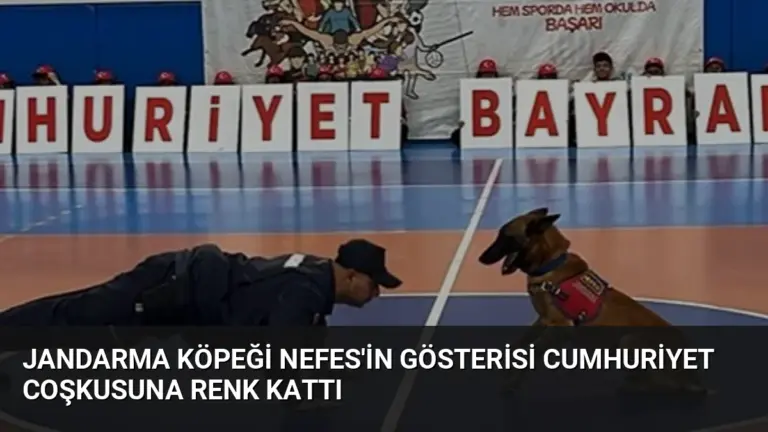 Jandarma Köpeği Nefes'in Gösterisi Cumhuriyet Coşkusuna Renk Kattı